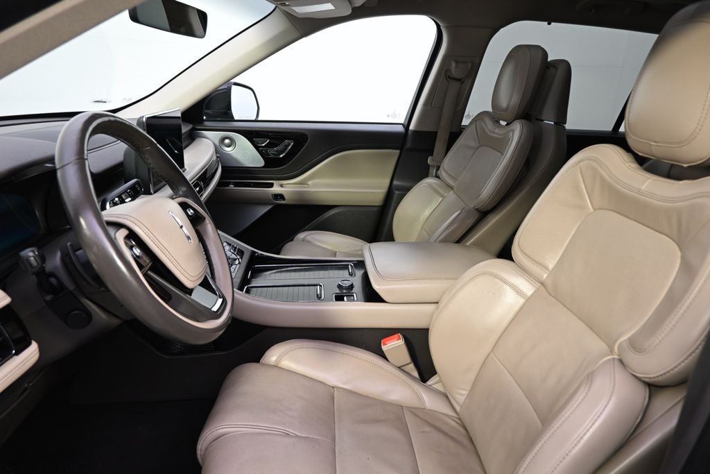 Certified Used 2021 Blue Lincoln Reserve image 13