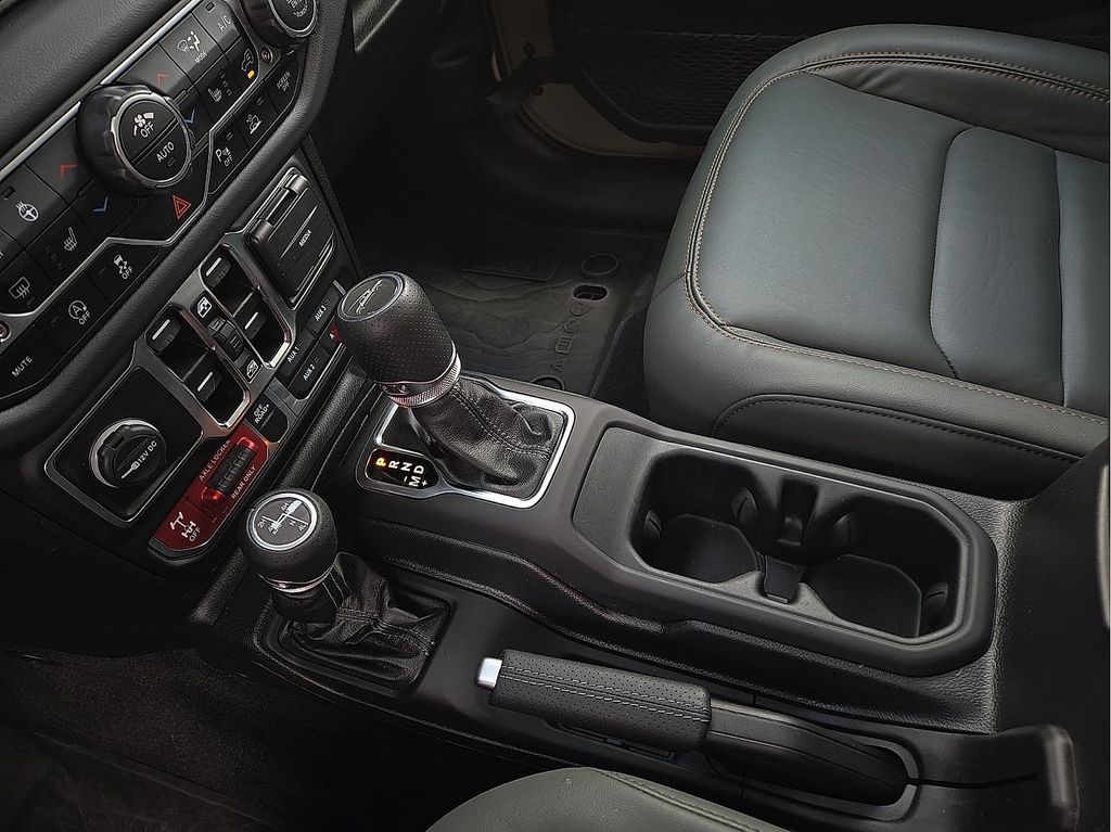 Used 2025 Jeep Gladiator Mojave For Sale in Farmington, AR