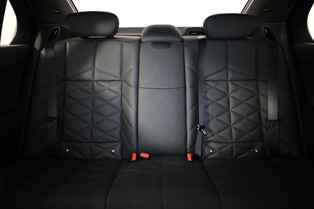 Thumbnail: 2026 BMW 7 Series - 25