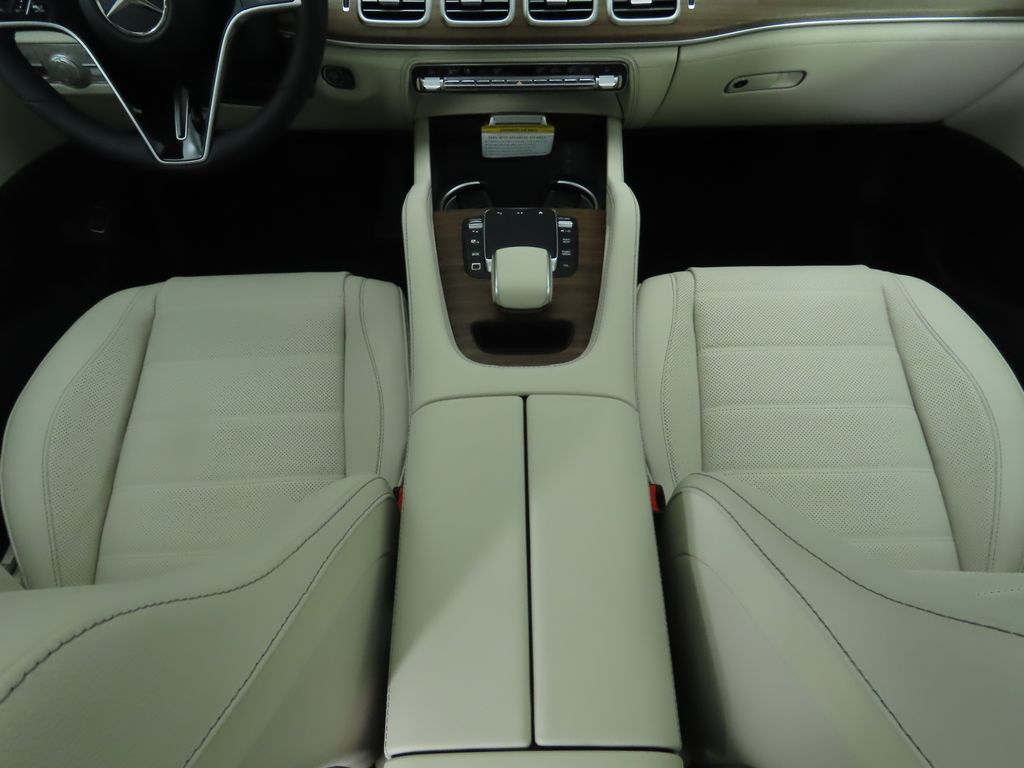 Thumbnail: 2025 Mercedes-Benz GLE - 18