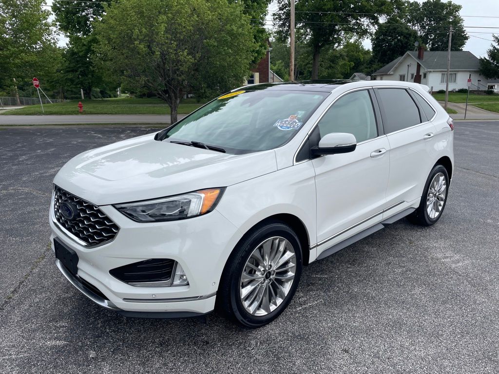 White Metallic 2021 Ford Edge Titanium FWD SUV / Crossover Front-Wheel Drive 8-Speed Automatic