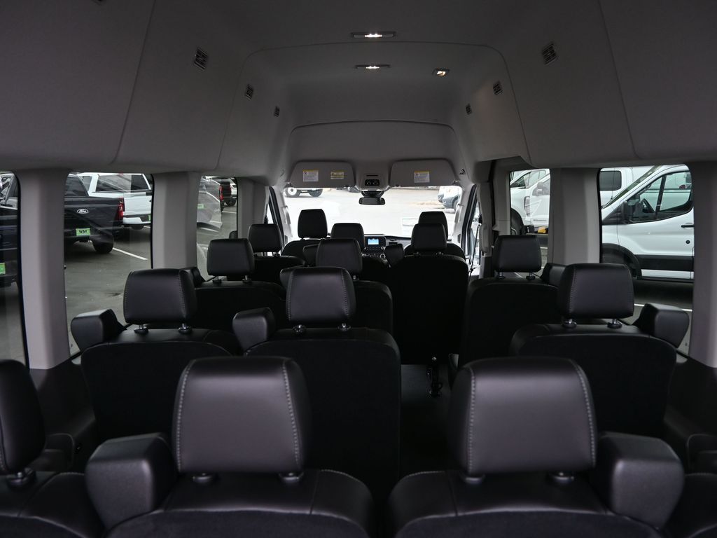 2025 Ford Transit 350 HD XL