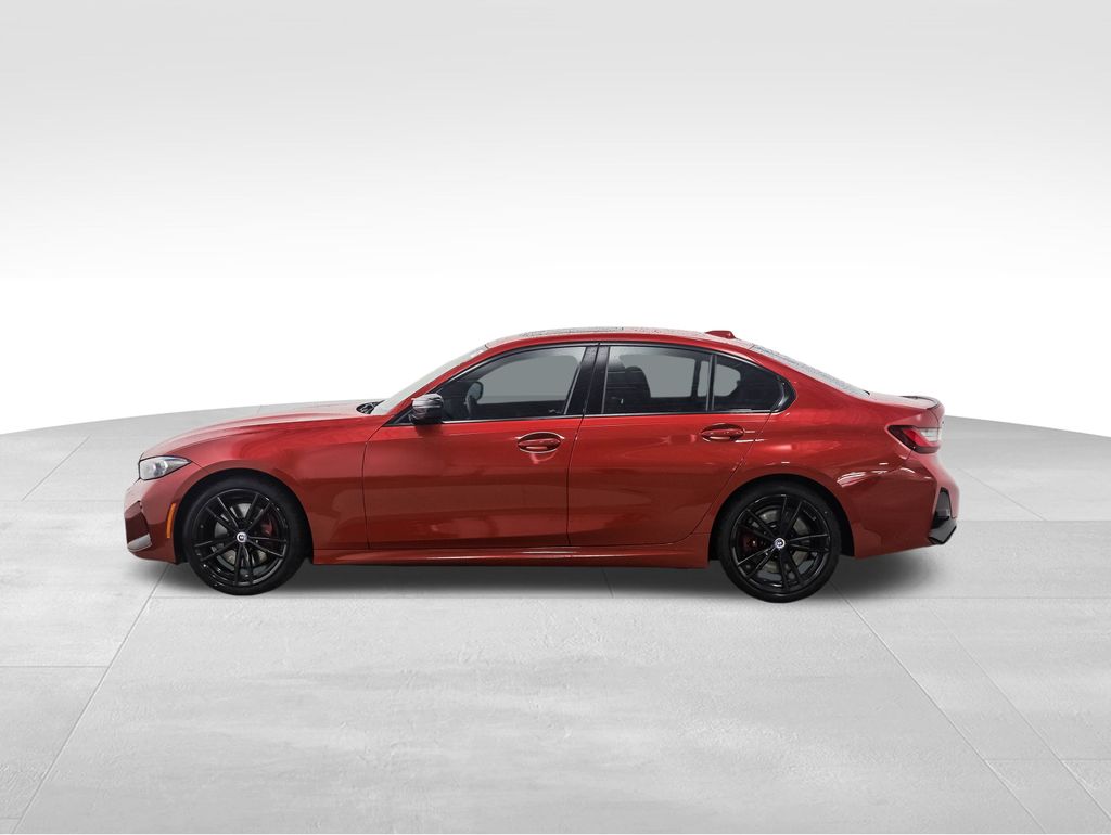 Thumbnail: 2023 BMW 3 Series - 2