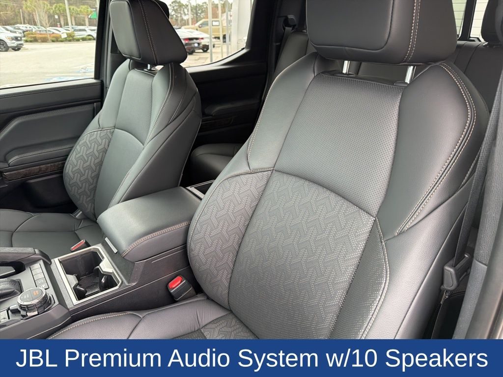 2024 Toyota Tacoma Hybrid Limited 4WD