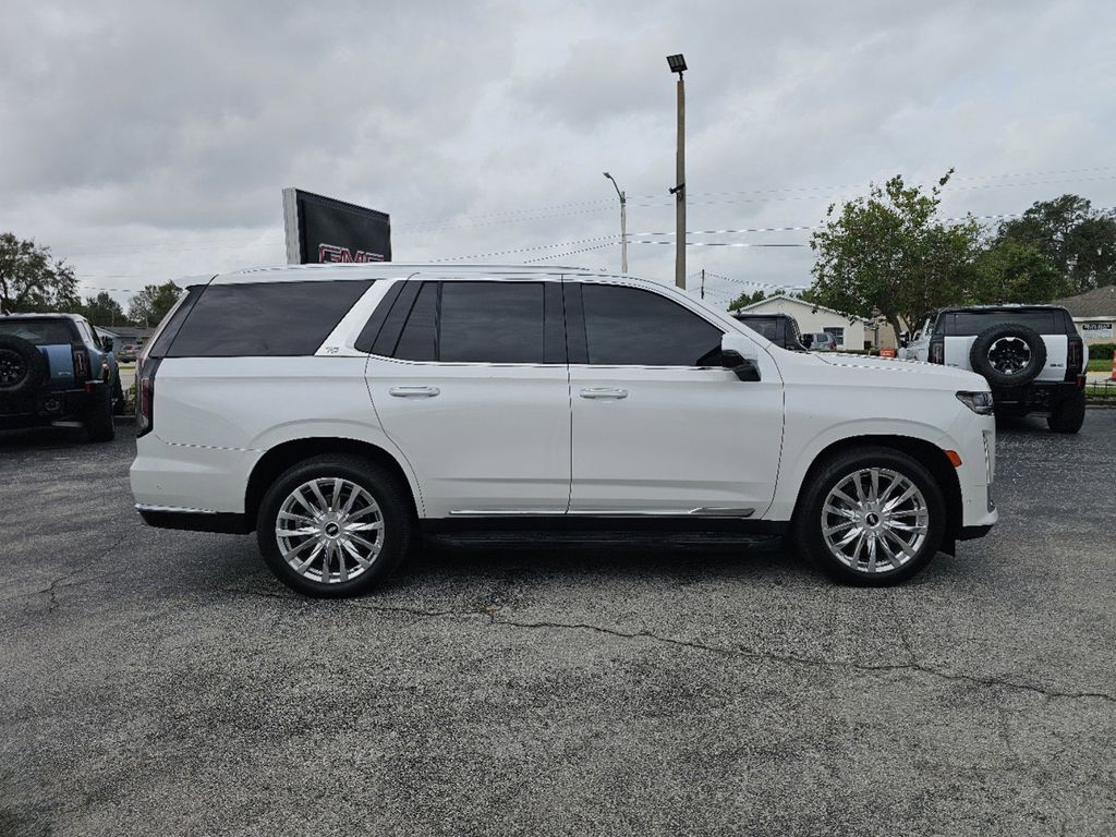 2021 Cadillac Escalade Premium Luxury 4