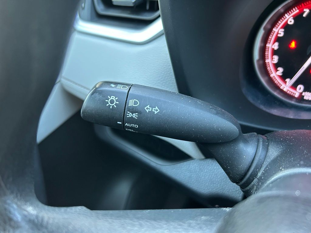 Thumbnail: 2023 Toyota RAV4 - 22