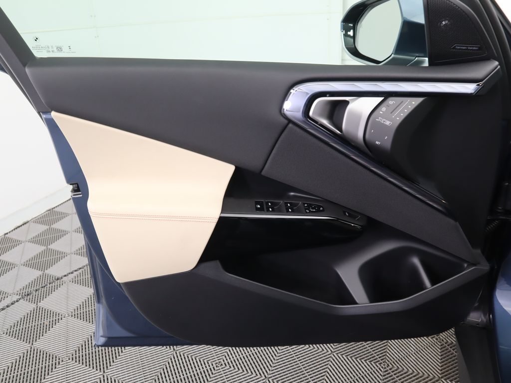 Thumbnail: 2026 BMW X3 - 25