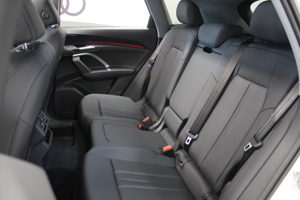 Thumbnail: 2026 Audi Q5 - 24