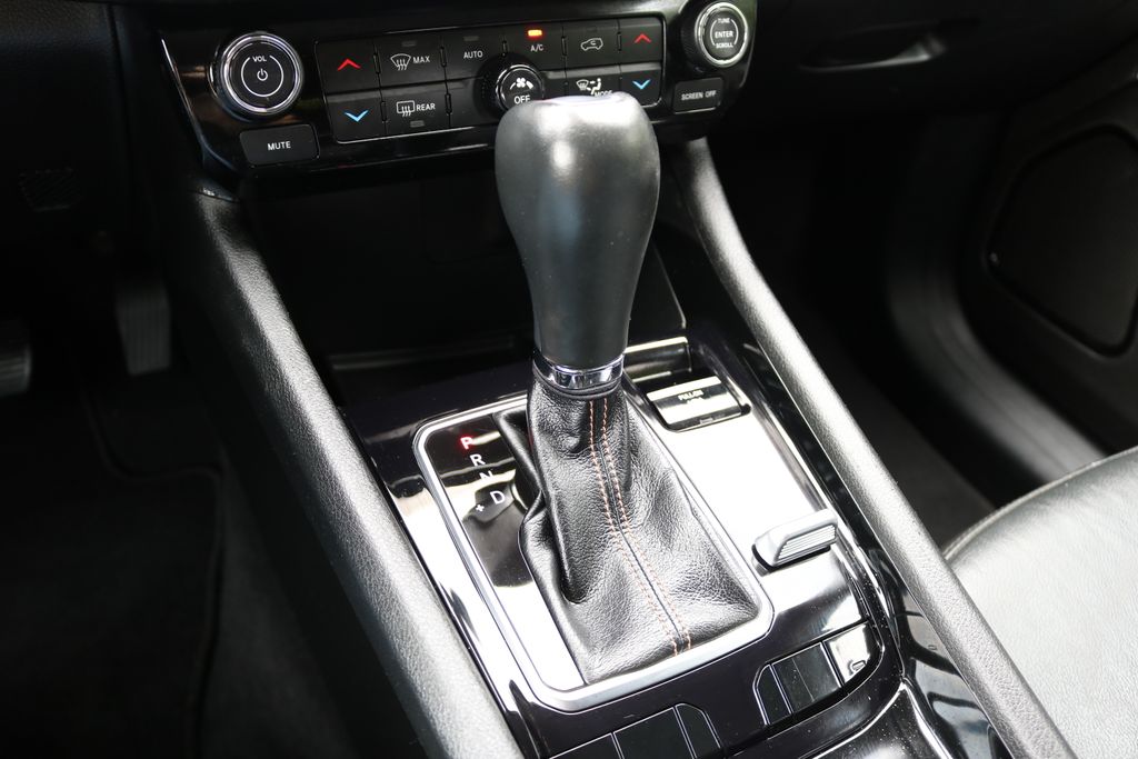 Used Car 2022 Jeep Compass  Limited For Sale Under $25,000 In Austin, Texas