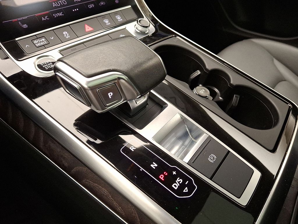 2021 Audi Q8 Premium 15