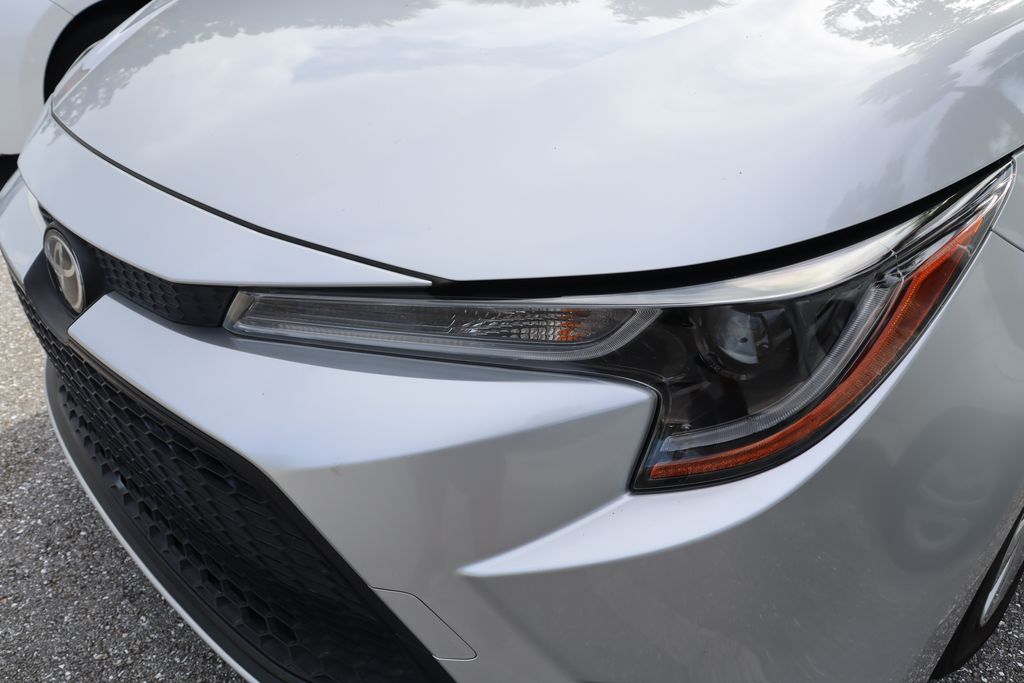 Thumbnail: 2022 Toyota Corolla - 3