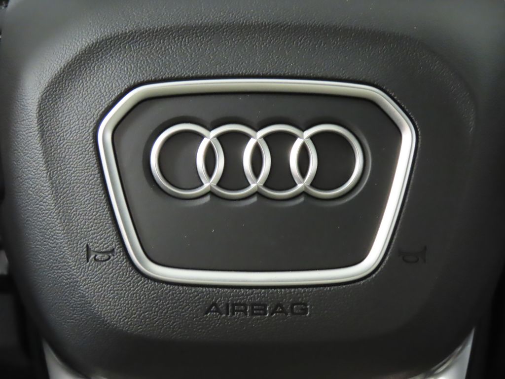 Thumbnail: 2025 Audi Q3 - 17