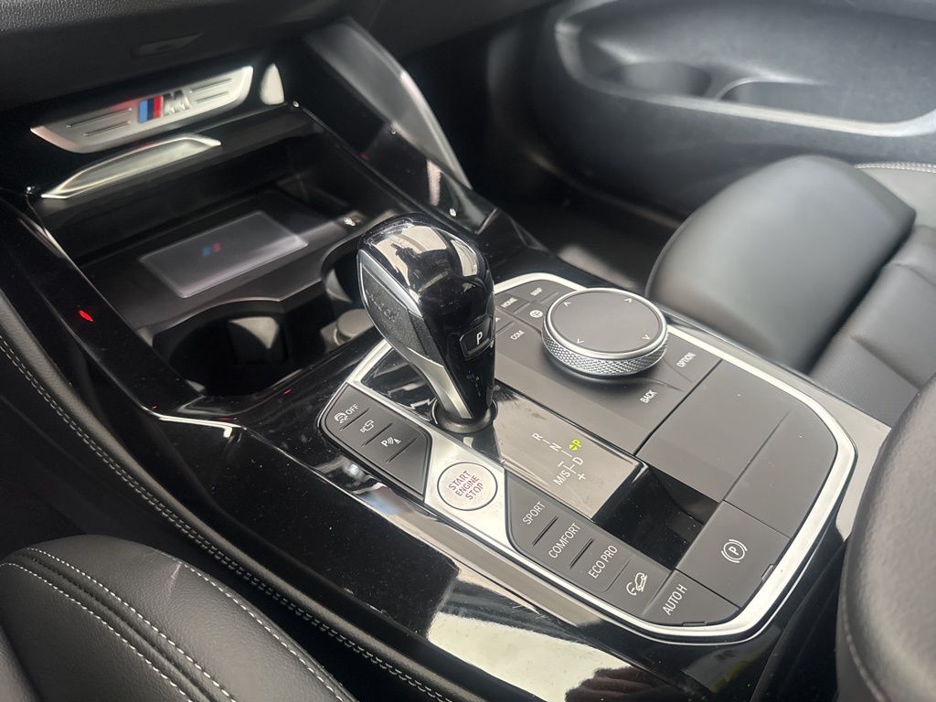 Thumbnail: 2025 BMW X4 - 17