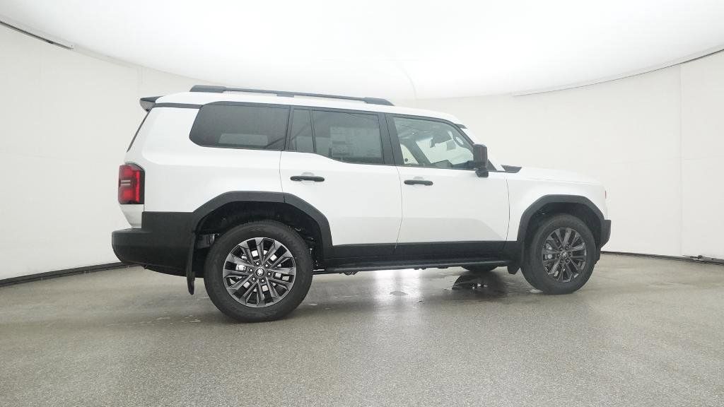 2025 Toyota Land Cruiser  10