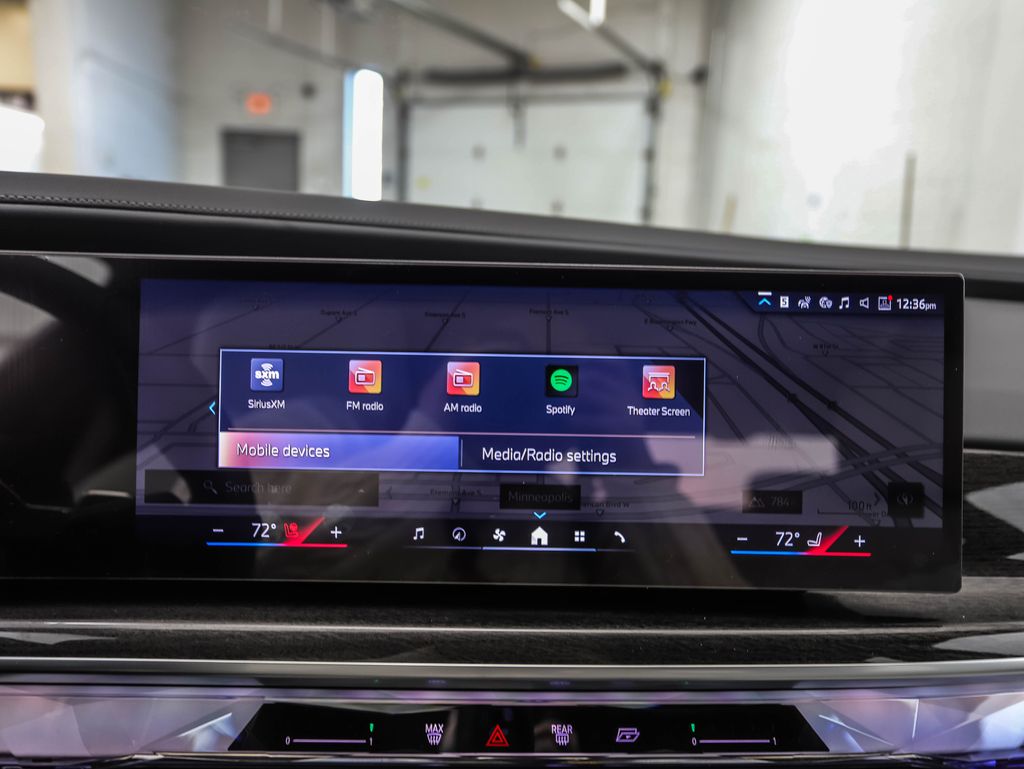 Thumbnail: 2026 BMW 7 Series - 17