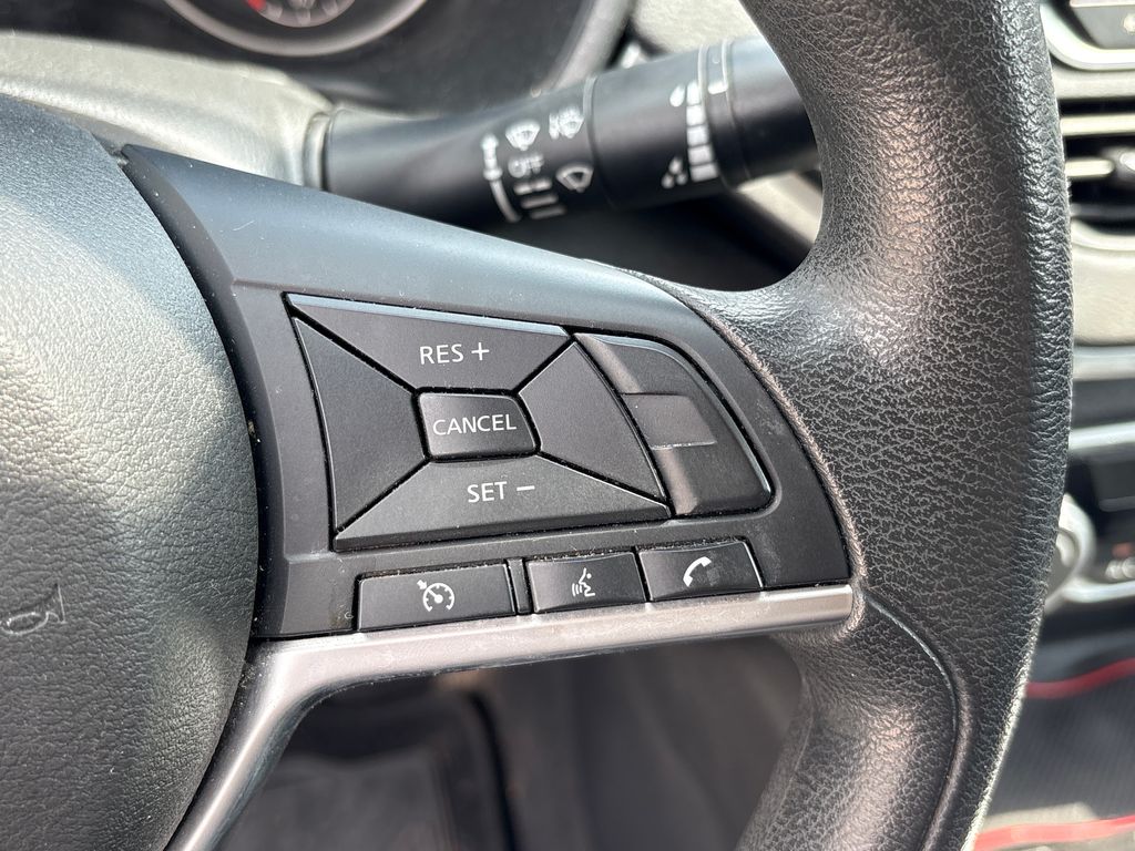 Used 2020 Silver Nissan 2.5 S image 19