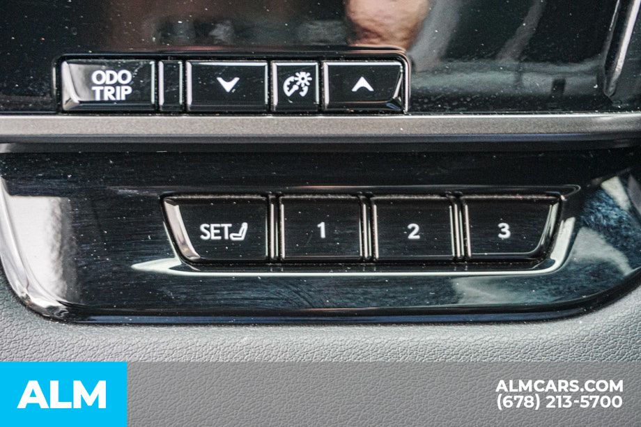 Used 2023 White Lexus 350 Luxury image 46