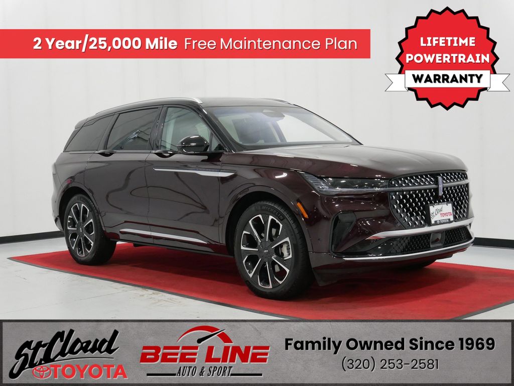 2024 Lincoln Nautilus Reserve AWD's photo