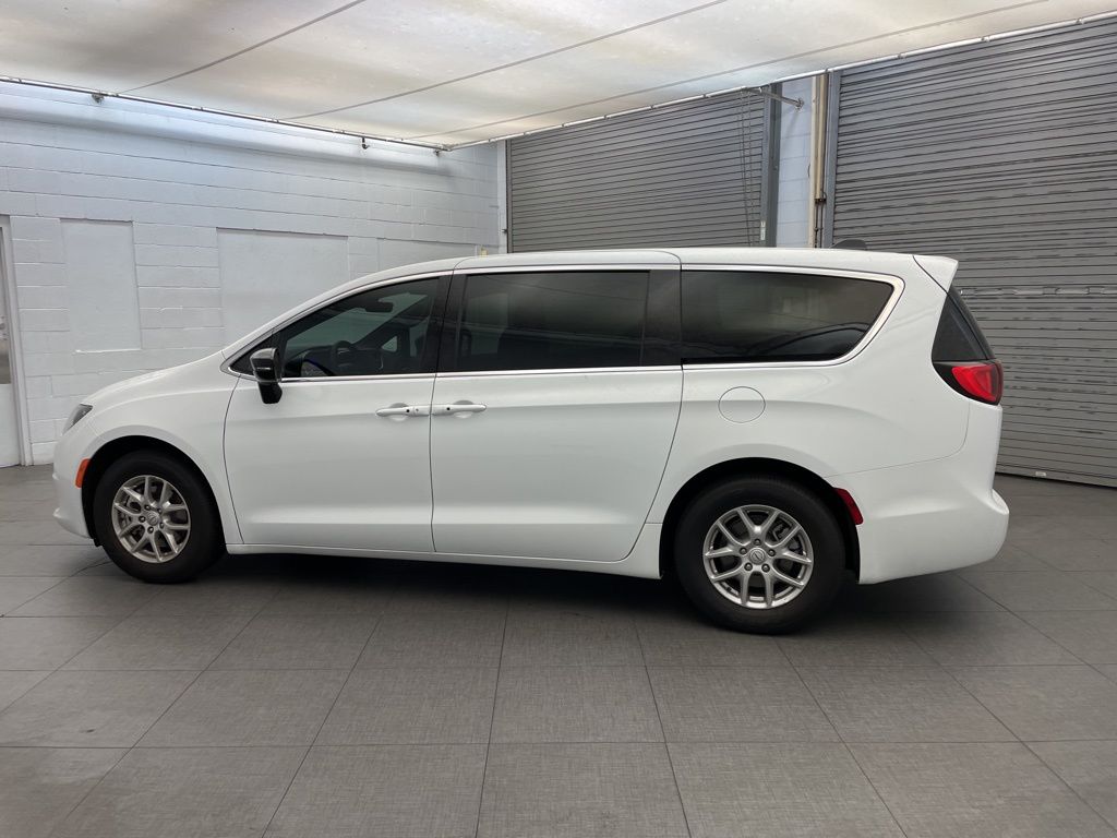 New 2026 White Chrysler LX image 5