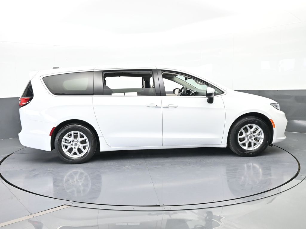 Used 2023 Bright White Clearcoat Chrysler Touring L image 7