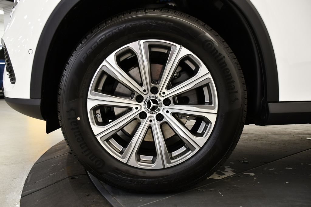 Thumbnail: 2026 Mercedes-Benz GLC - 13