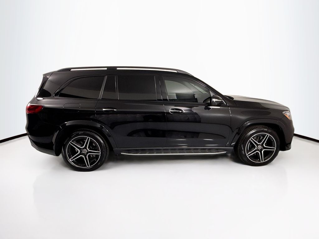 Thumbnail: 2026 Mercedes-Benz GLS - 4