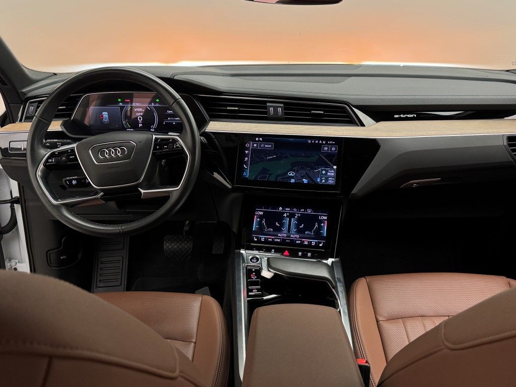Thumbnail: 2024 Audi Q8 e-tron - 26