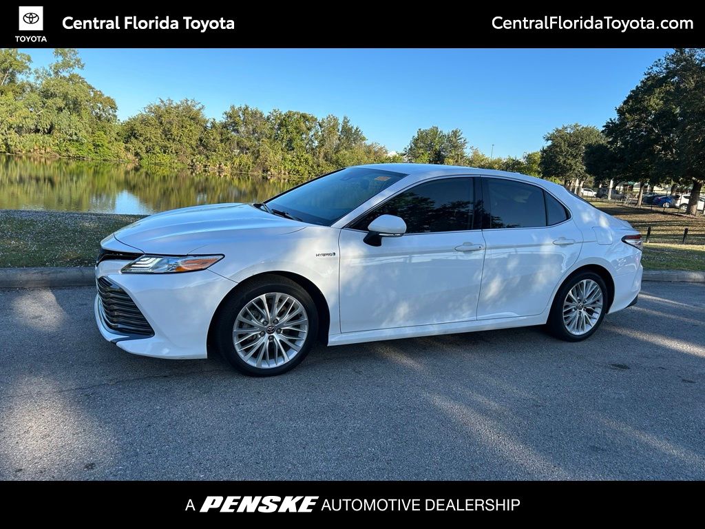Thumbnail: 2020 Toyota Camry - 1