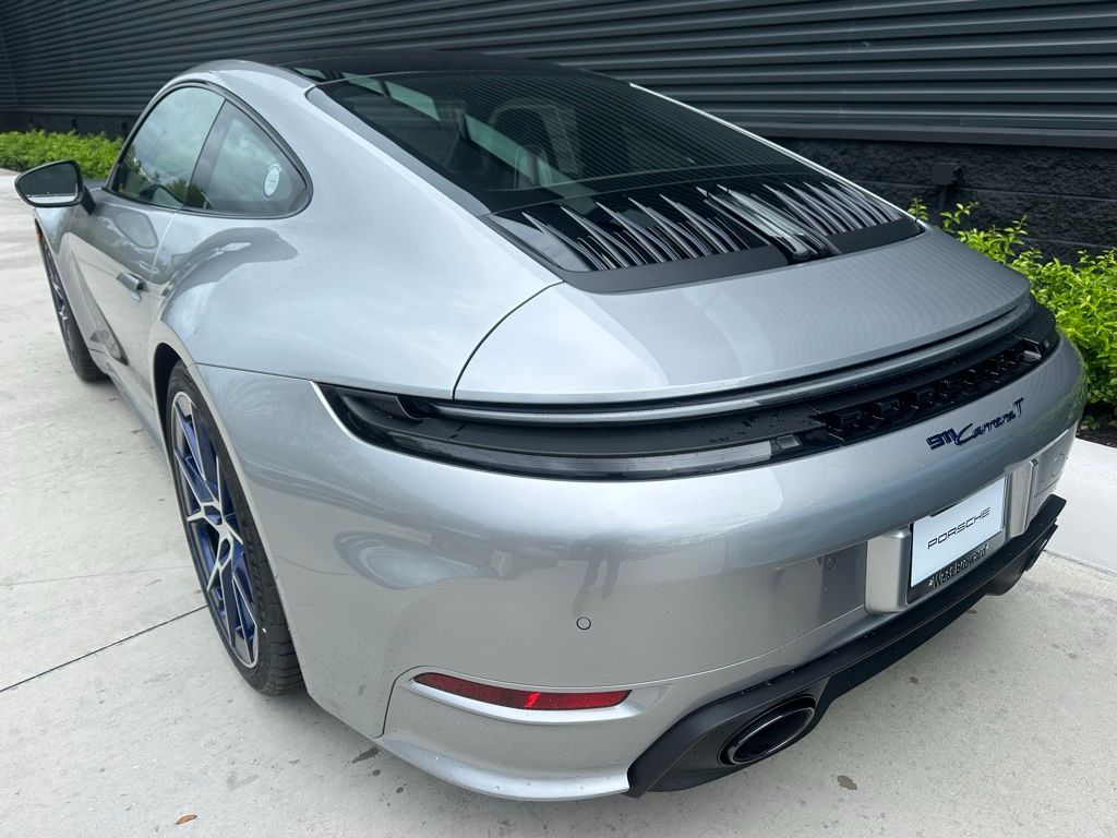 Thumbnail: 2025 Porsche 911 - 3