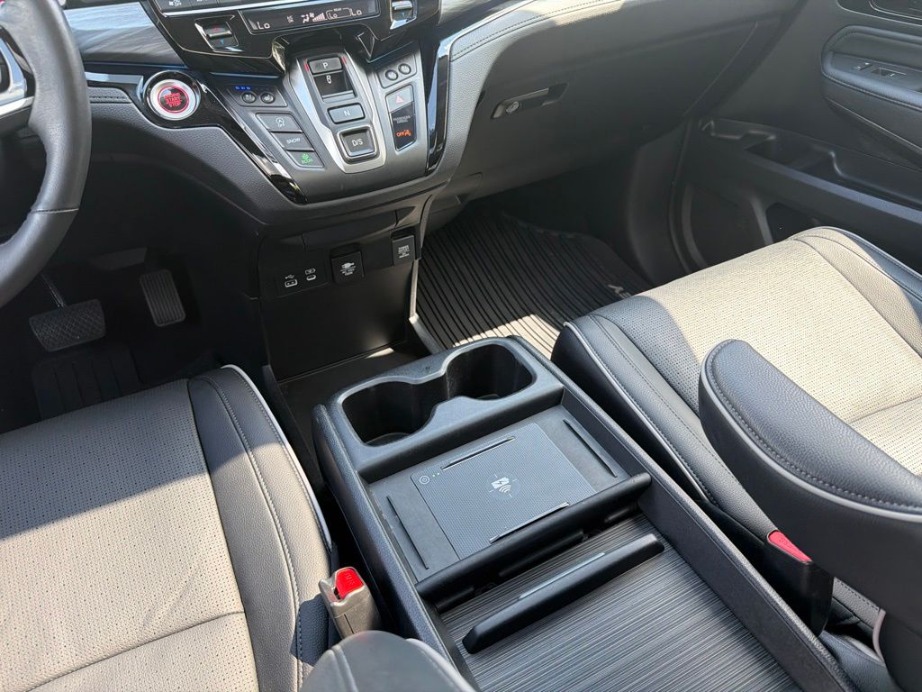Thumbnail: 2025 Honda Odyssey - 16