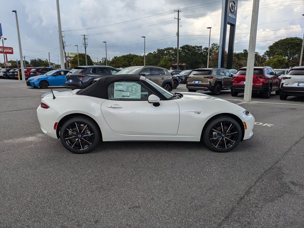 2026 Mazda MX-5 Miata Grand Touring
