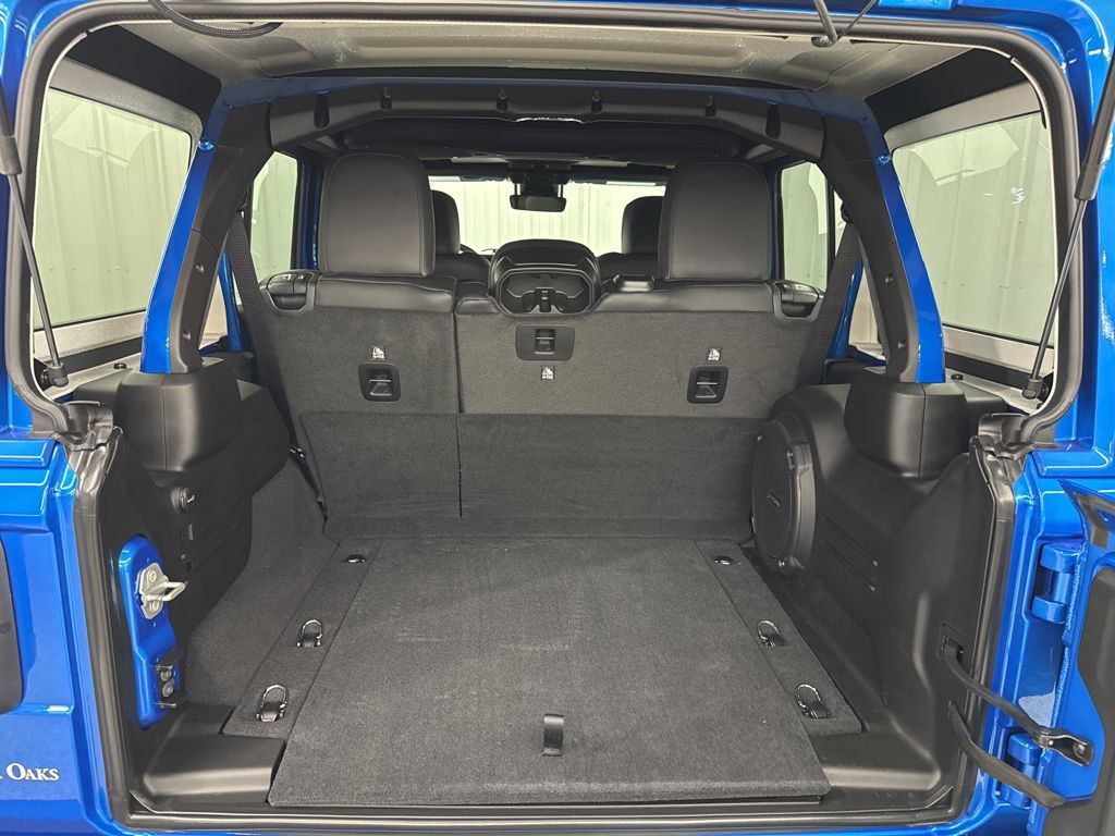 2025 Jeep Wrangler Rubicon X - 7