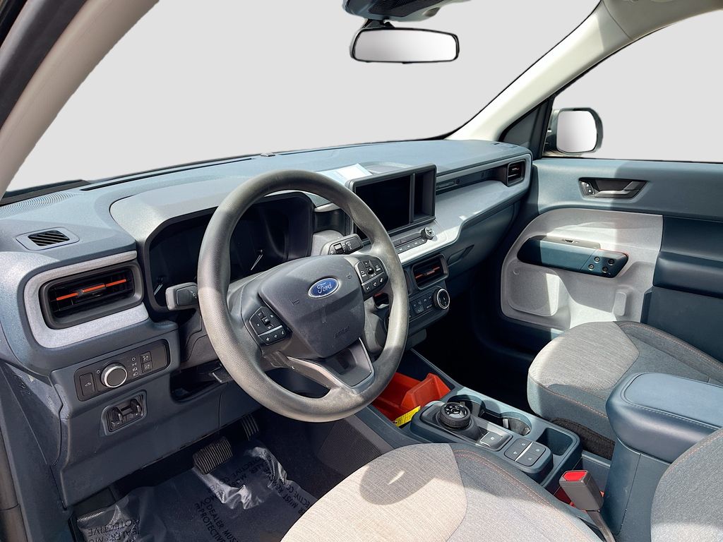 Used 2024 Black Ford XLT image 9