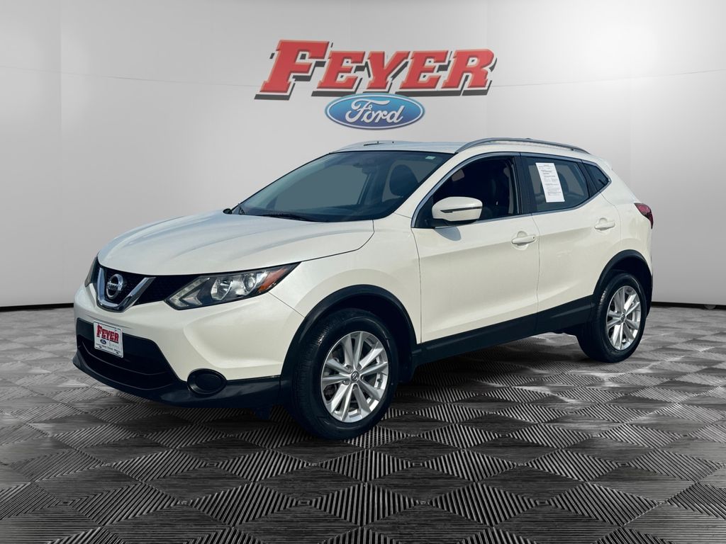 2017 Nissan Rogue Sport SV