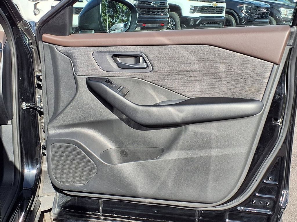 Used 2023 Nissan Rogue SUV