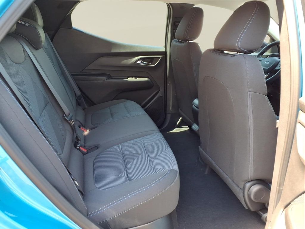 ChevroletBolt EV35