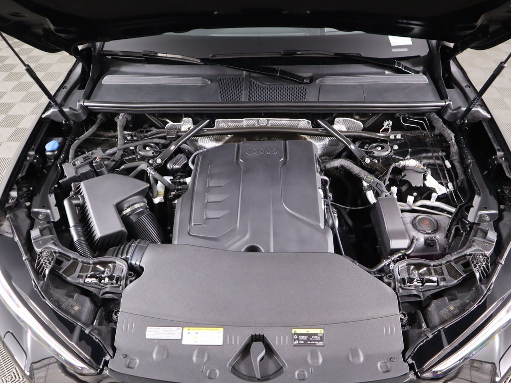 Thumbnail: 2025 Audi Q5 - 31