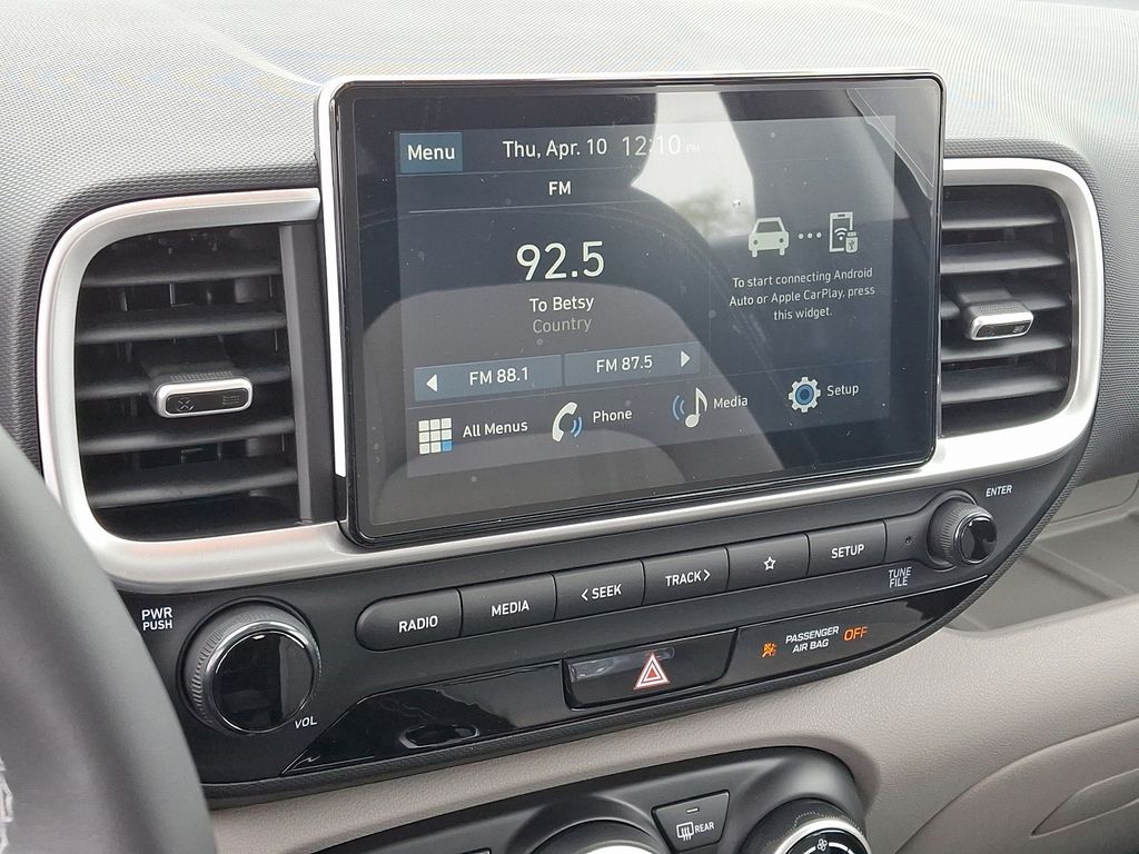2025 Hyundai Venue SEL 9