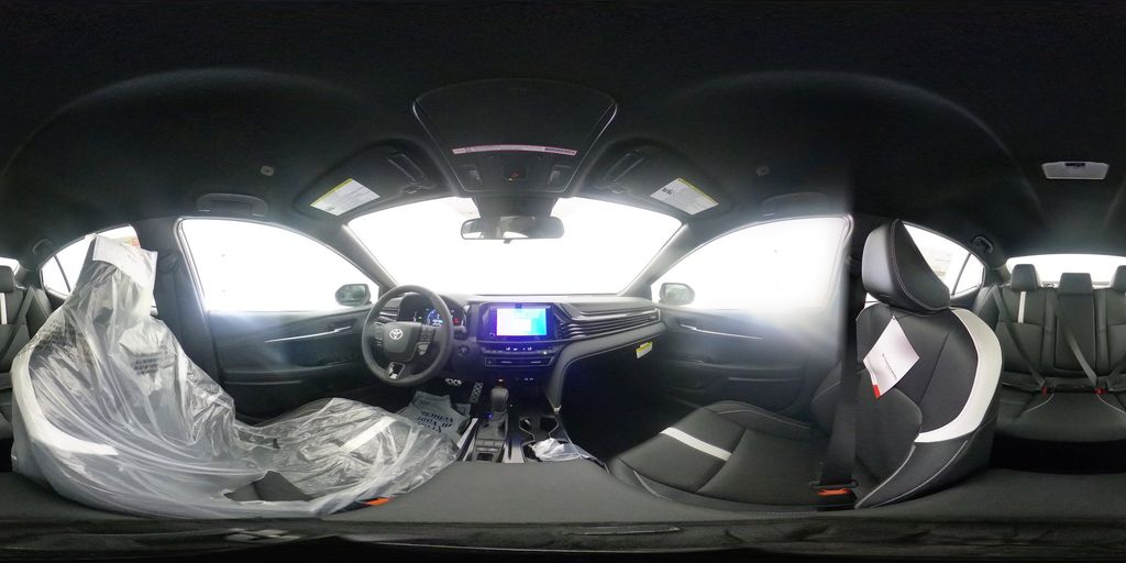 2025 Toyota Camry SE 24