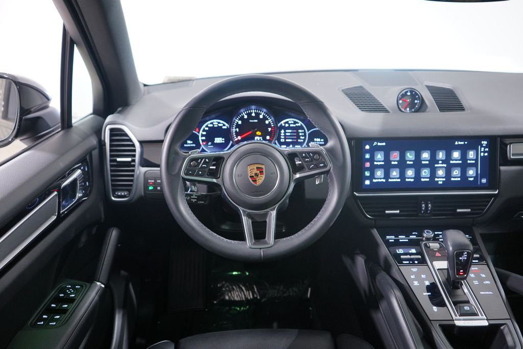 Thumbnail: 2023 Porsche Cayenne - 11