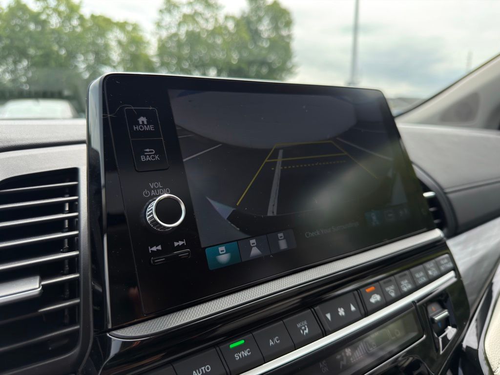 Thumbnail: 2026 Honda Odyssey - 29