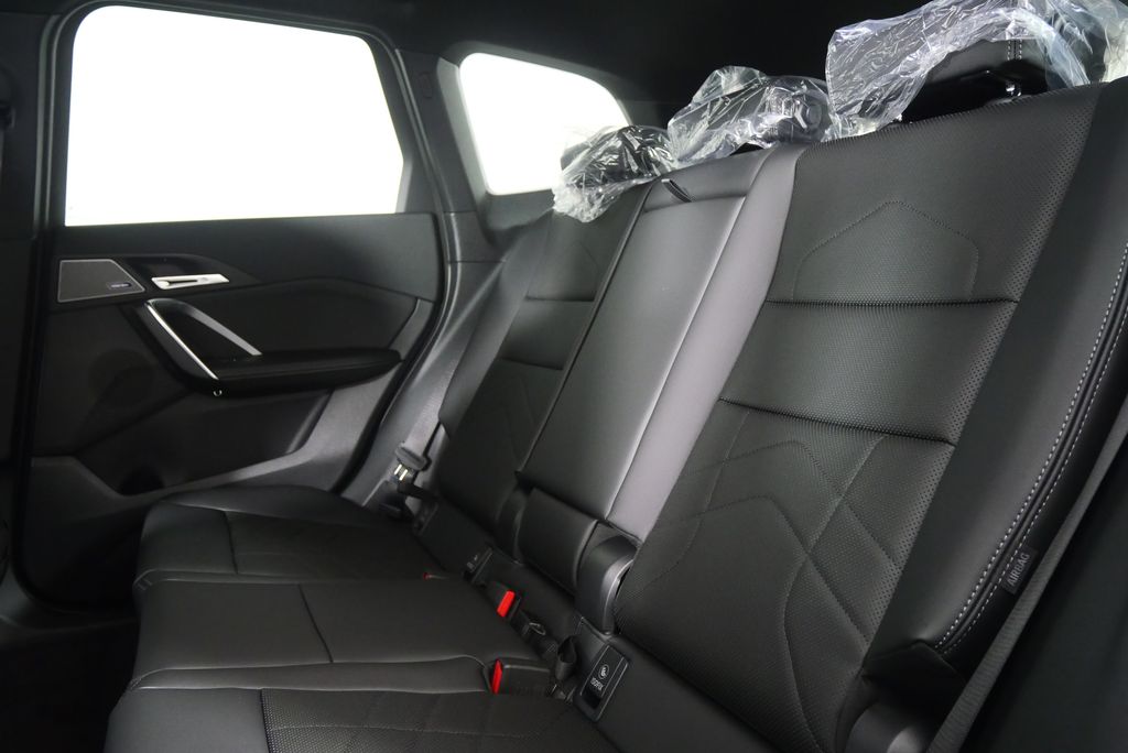 Thumbnail: 2026 BMW X1 - 16