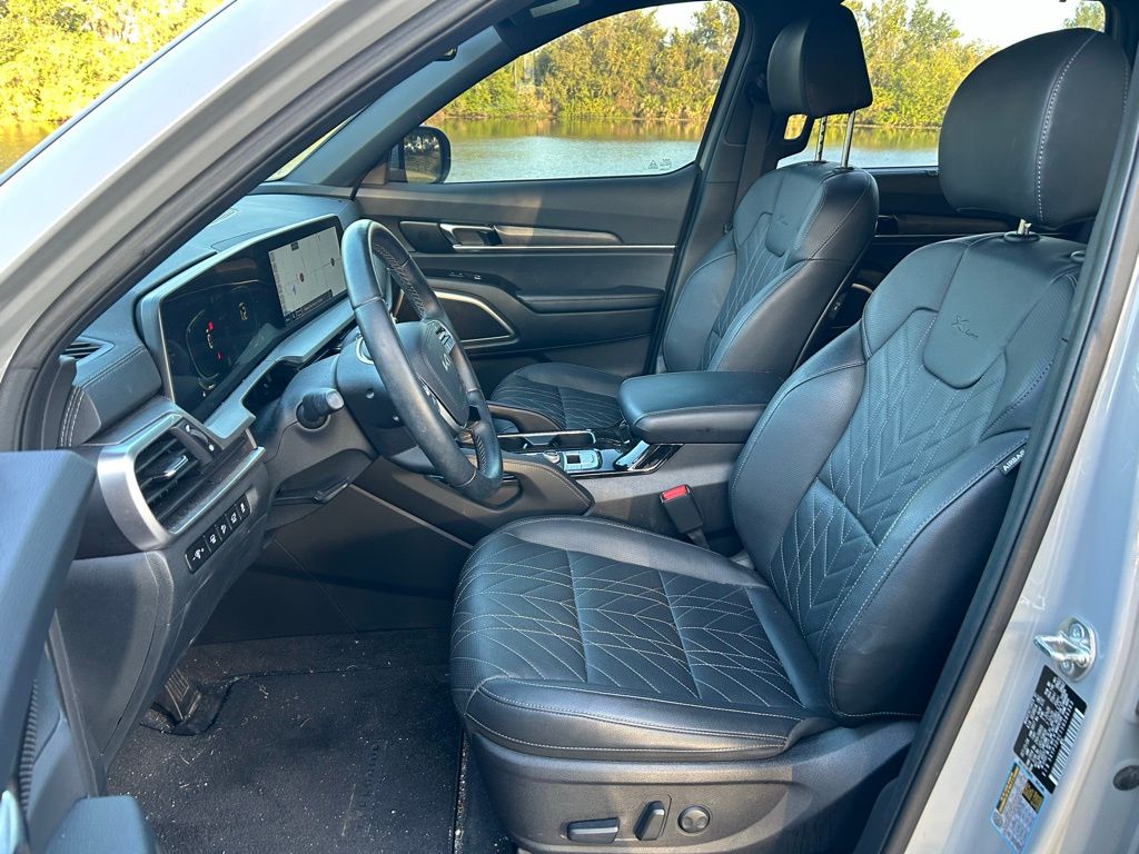 Thumbnail: 2025 Kia Telluride - 15