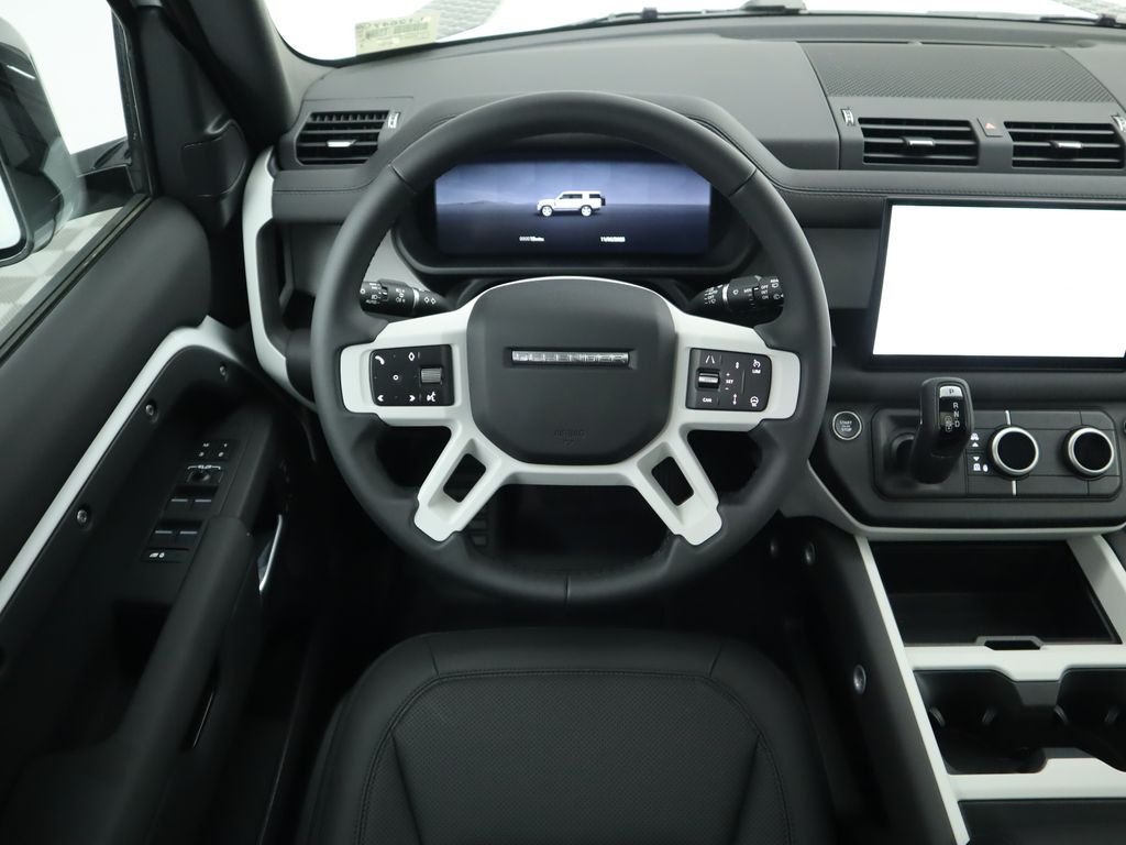 2025 Land Rover Defender 130 10