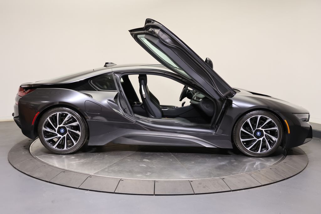Thumbnail: 2015 BMW  - 16