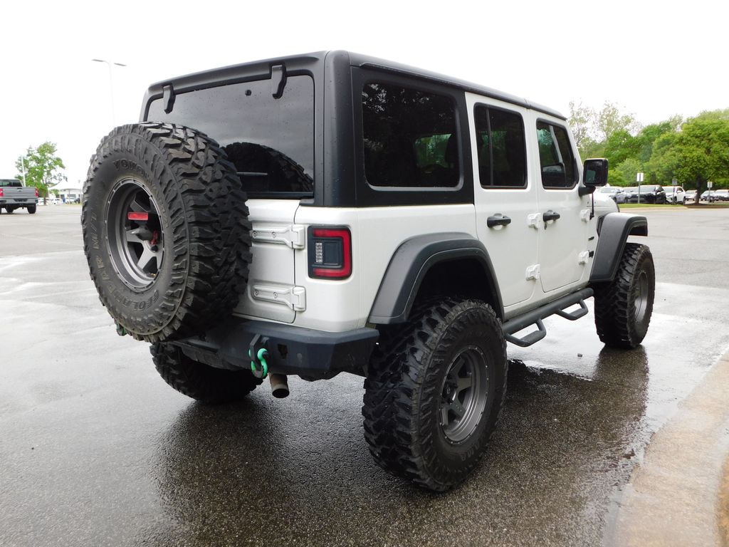 2020 Jeep Wrangler Unlimited Altitude 10