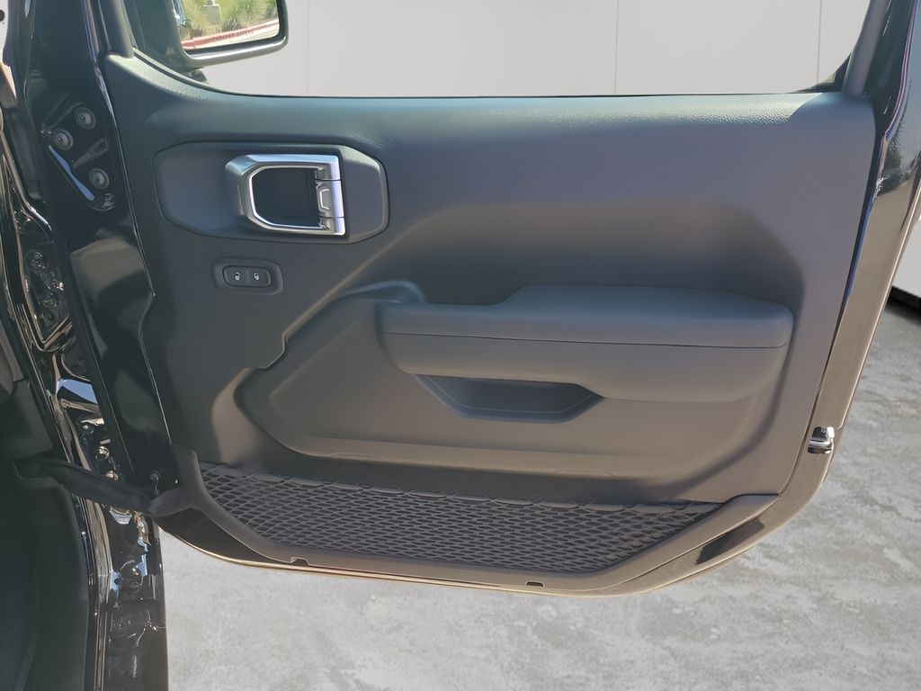 New Car 2025 Jeep Wrangler  For Sale Under $40,000 In Austin, Texas