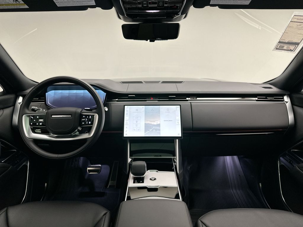 Thumbnail: 2026 Land Rover Range Rover - 8