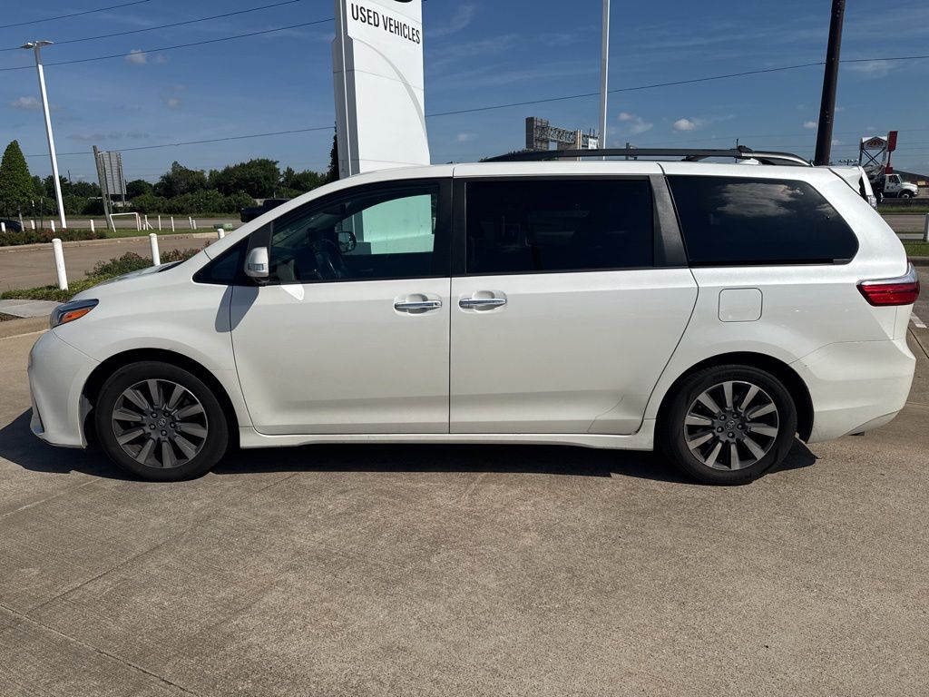 car-gallery-3