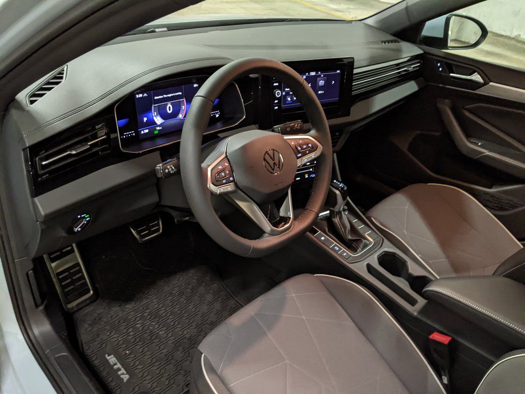 2026 Volkswagen Jetta Sport - Photo 8